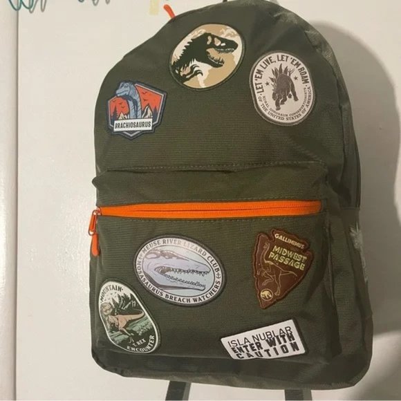 2023 BRAND NEW EDITION Universal studios GREEN Jurassic Park Backpack - Picture 14 of 16